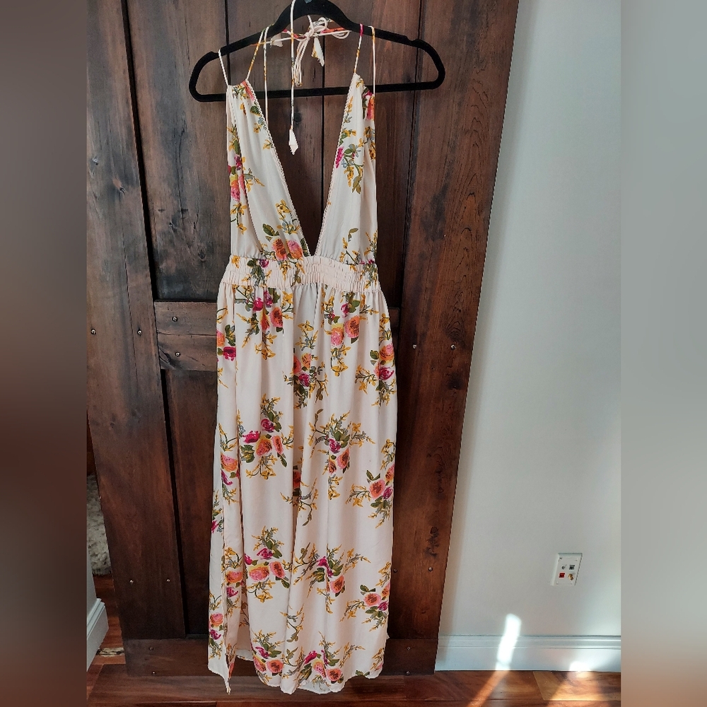 NWOT America & Beyond Floral Halter Dress Bathing Suit Coverup